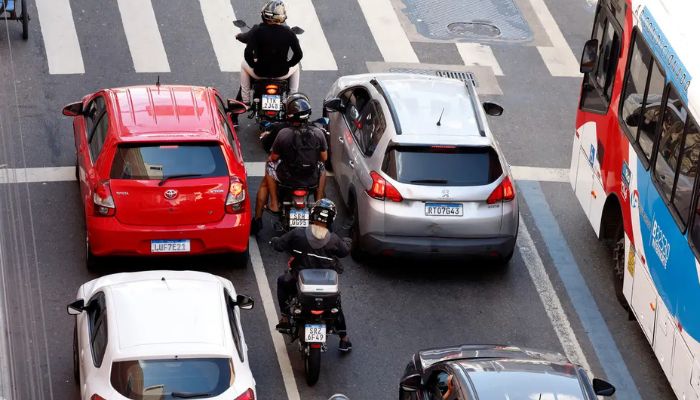 © Tânia Rêgo/Agência Brasil Regras para ciclomotores começam a valer nesta quinta; saiba mais